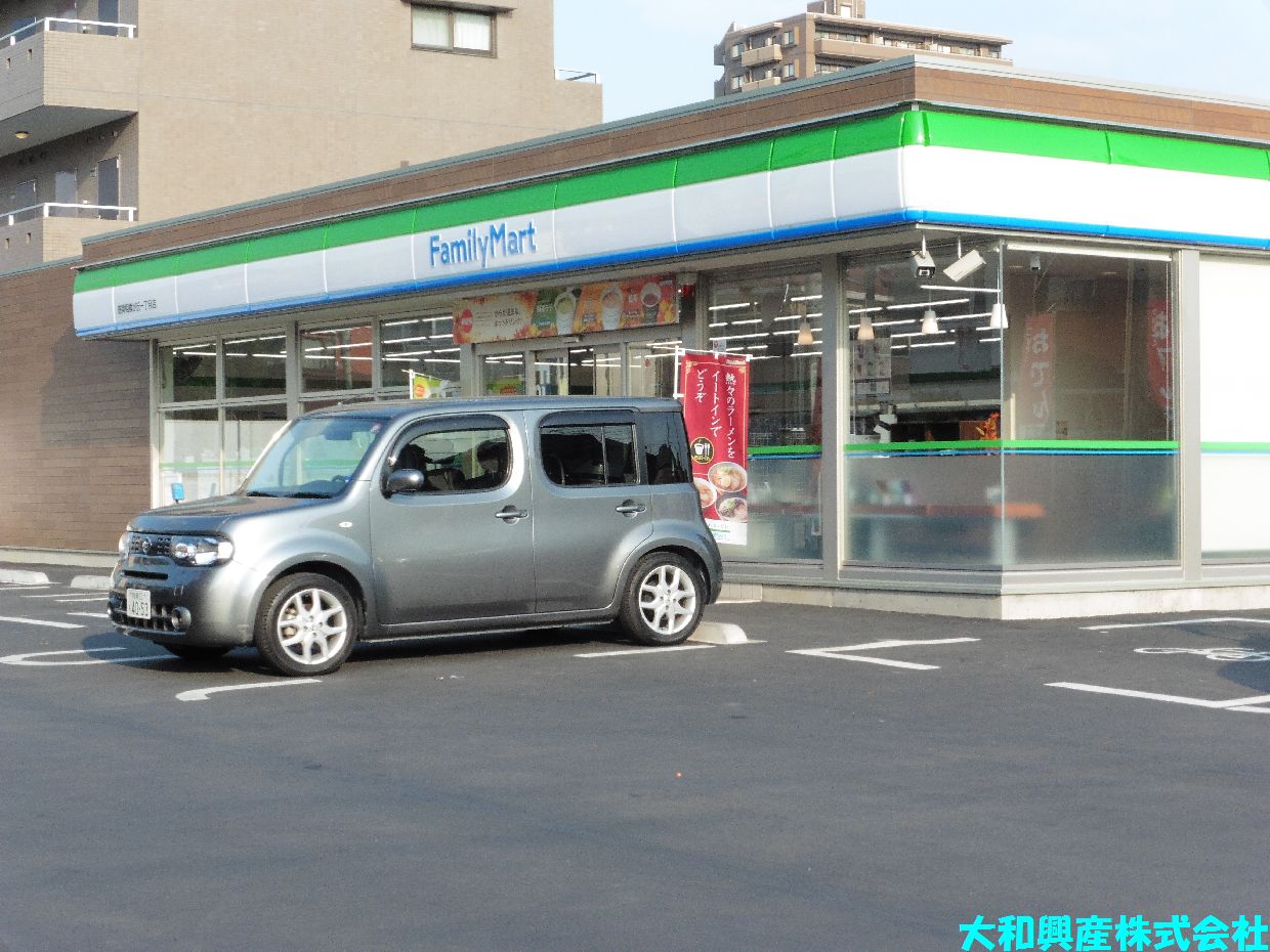 コンビニ　ファミリーマート 座間相模が丘一丁目店（コンビニ）まで451m