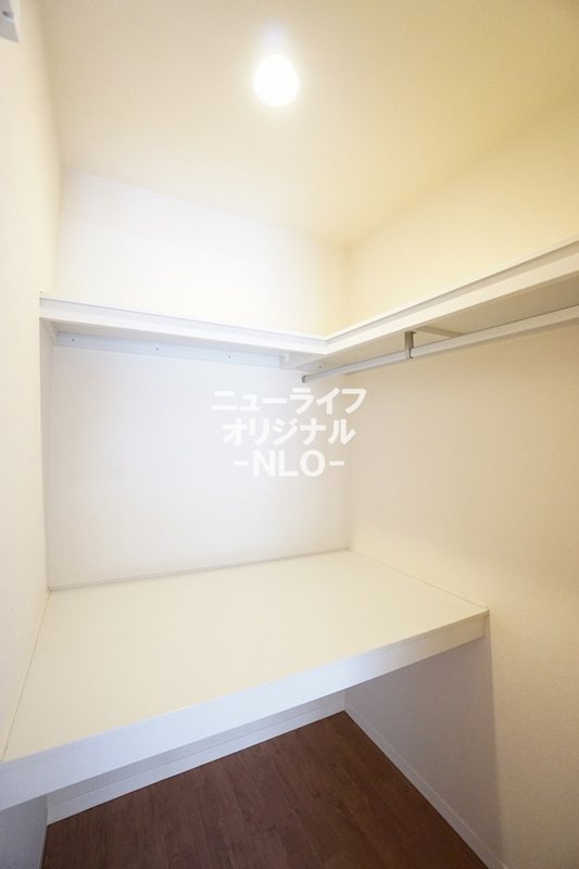 収納　洋服から布団、日用品までスッキリ収納できます☆