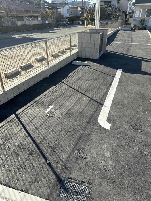 駐車場　駐車場