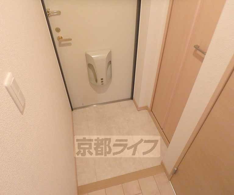 京阪本線 樟葉駅 徒歩14分 3階建 築16年の玄関写真