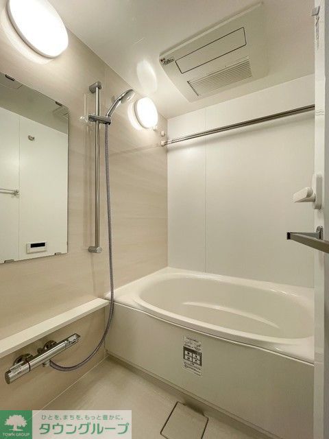 バス・シャワールーム　※写真は同タイプ住戸です。