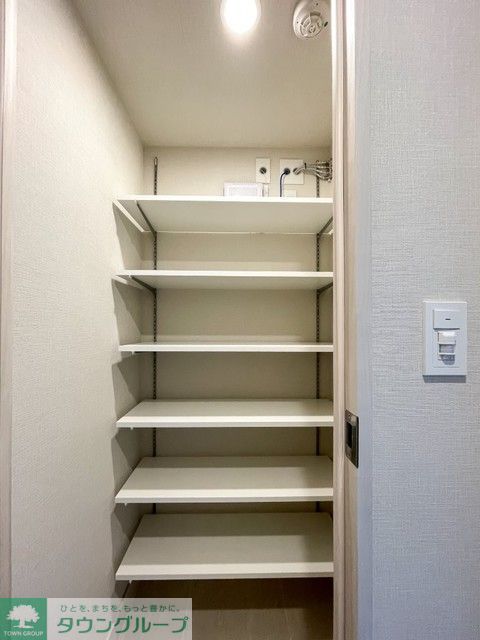 玄関　※写真は同タイプ住戸です。