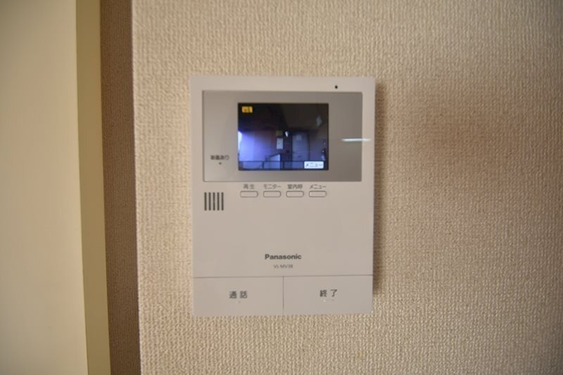 セキュリティ　来訪者の姿を確認できます。