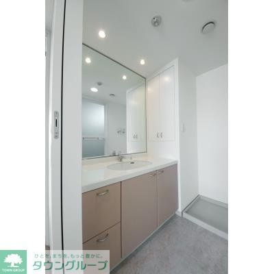 洗面設備　※写真は同タイプ住戸です。