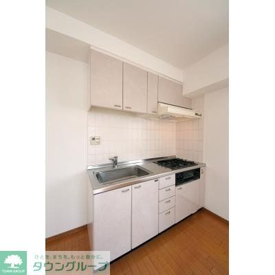 キッチン　※写真は同タイプ住戸です。