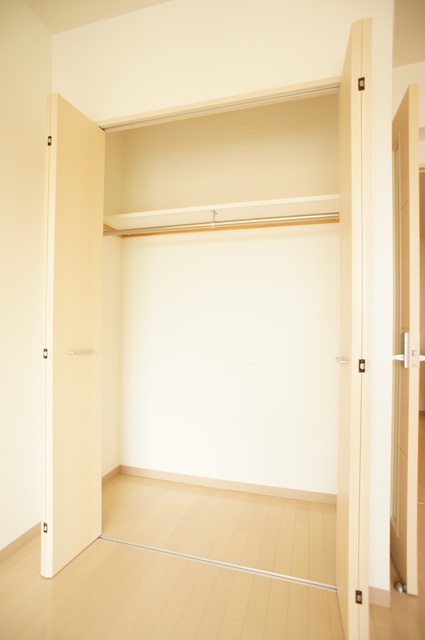収納　同建物別部屋の写真になります。