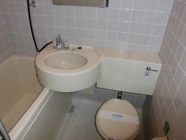 バス・シャワールーム　お風呂も綺麗です