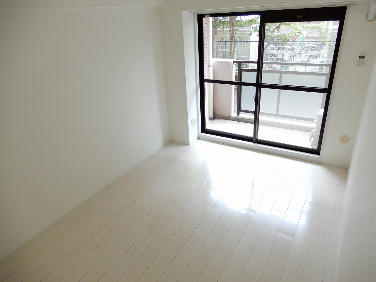 その他部屋・スペース　洋室6帖