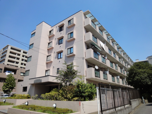 建物外観　生活に便利な立地です☆