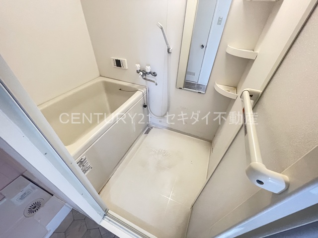 バス・シャワールーム　バスルーム