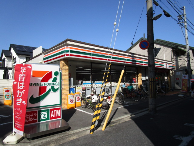 コンビニ　セブンイレブン河内山本駅東店（コンビニ）まで573m