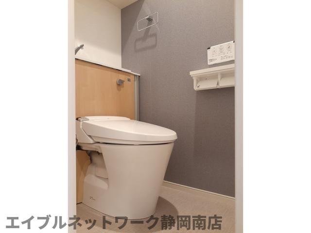 トイレ　ゆったりとした空間のトイレです