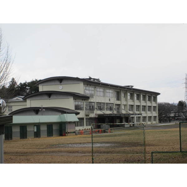中学校　北上市立南中学校（中学校）まで1305m