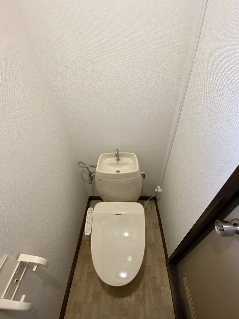 トイレ　ウォシュレット