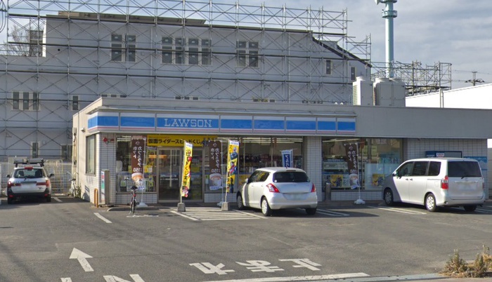 コンビニ　ロ－ソン福生南田園３丁目店（コンビニ）まで650m