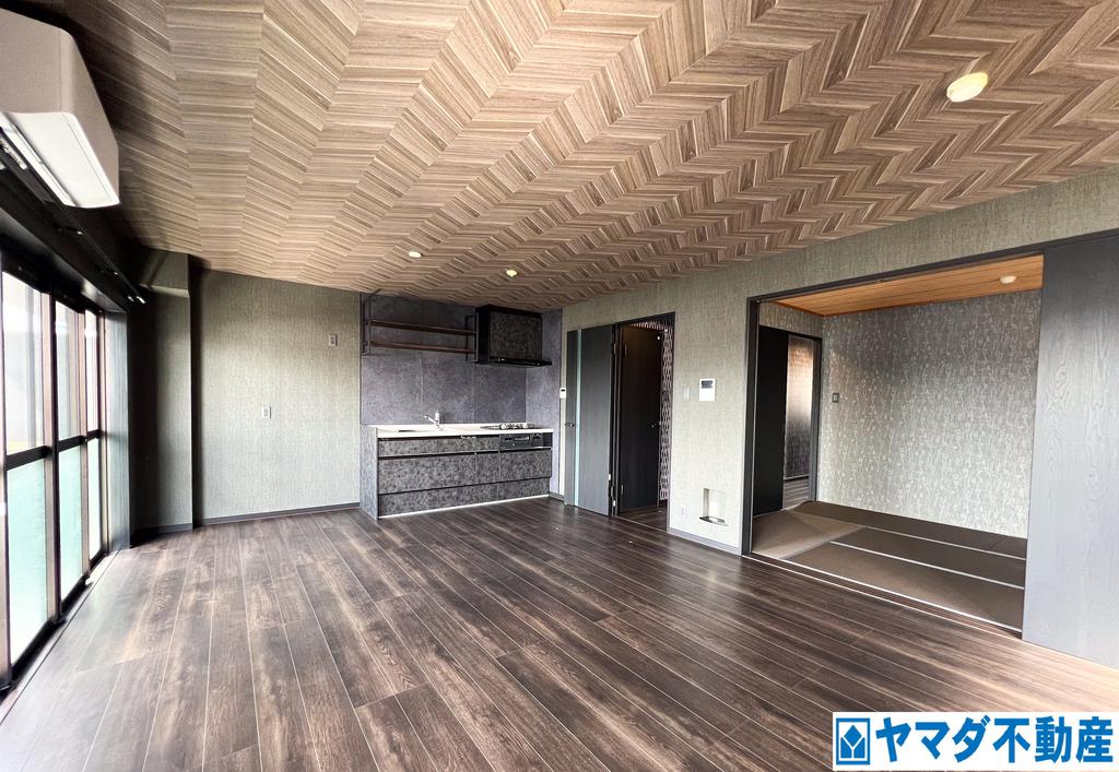 居室・リビング　フローリング張替え済☆