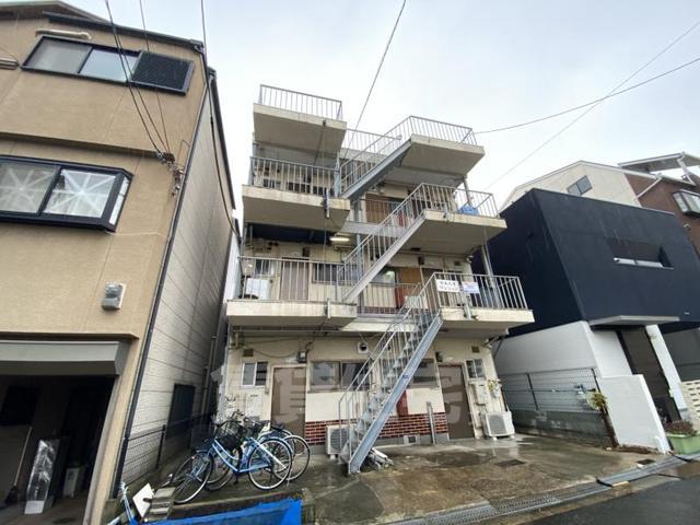 やわらぎマンションの建物外観