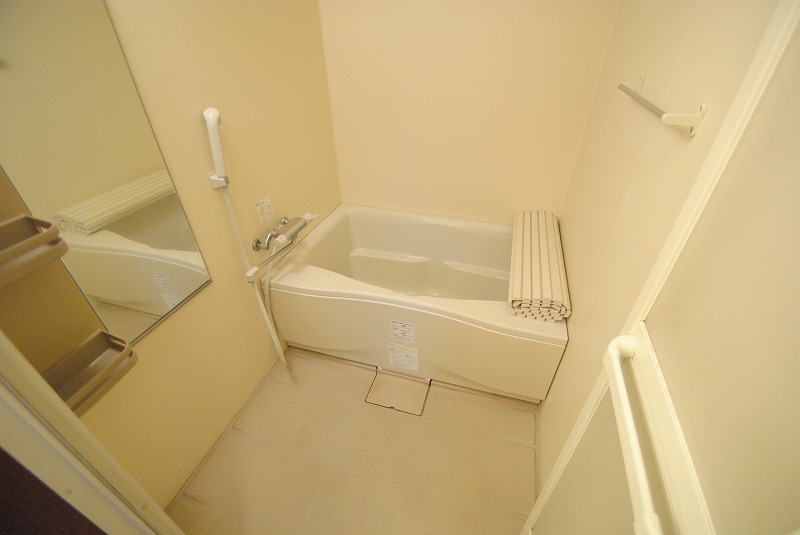 バス・シャワールーム　広いお風呂