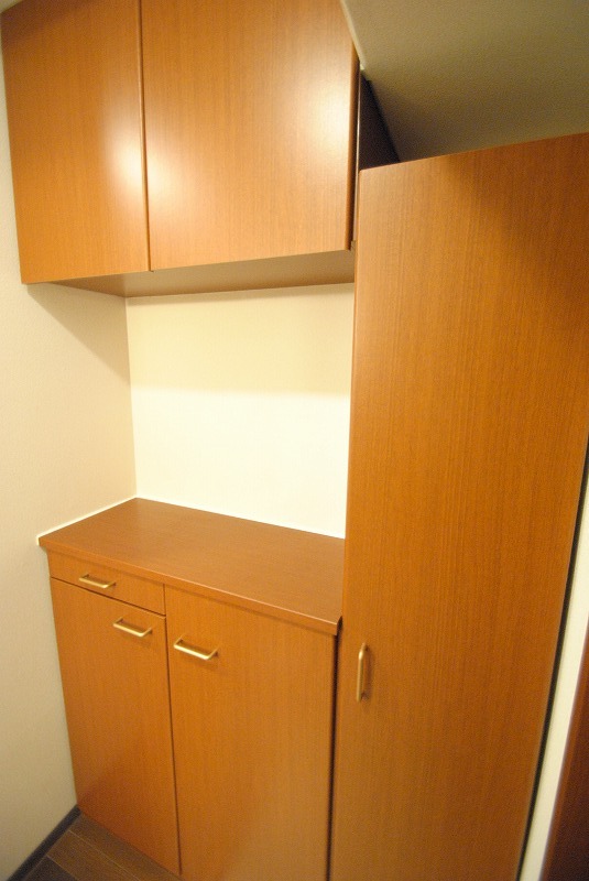 玄関　たくさん入る下駄箱