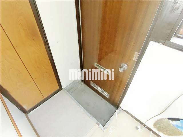 玄関　ドアポストタイプです。