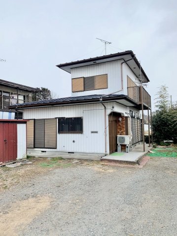 伊藤知康貸家の建物外観