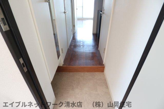 玄関　同物件同タイプ