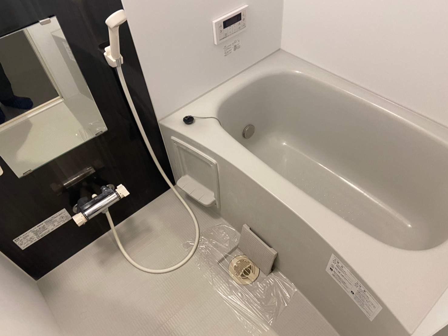 バス・シャワールーム　同タイプ同モデルを使用