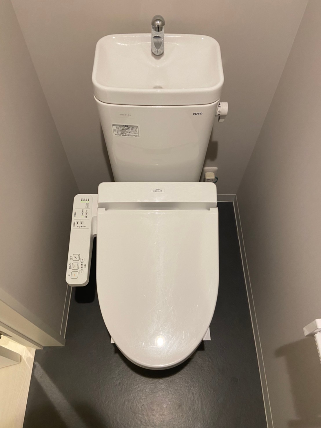 トイレ　同タイプ同モデルを使用