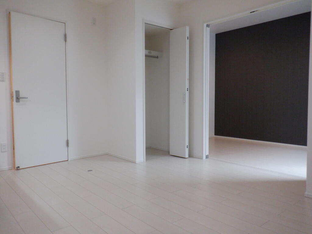 居室・リビング　同タイプ同モデルを使用