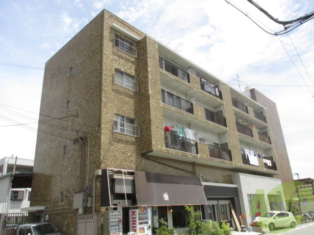 神戸市兵庫区芦原通のマンションの建物外観