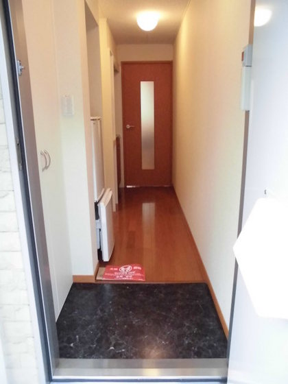 玄関　※別部屋の写真です