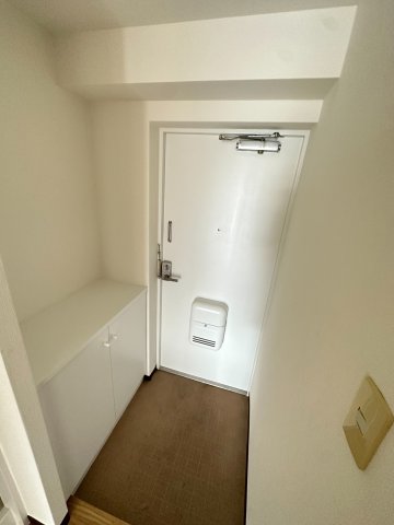 玄関　落ち着いた玄関です