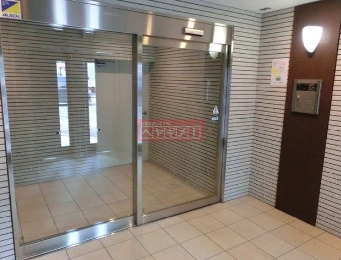 エントランス　エントランス