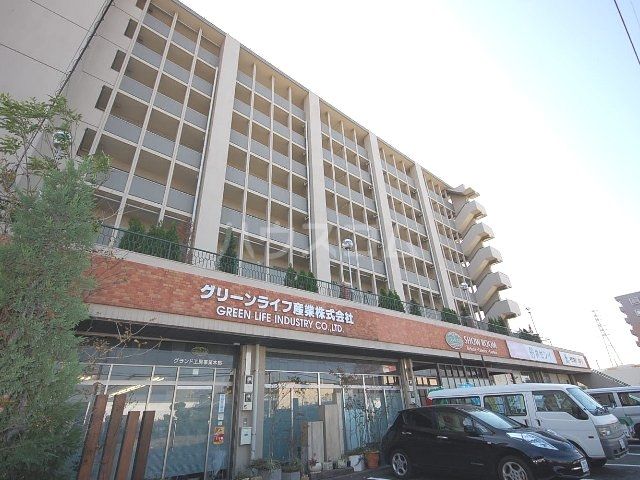 福岡市東区多の津のマンションの建物外観