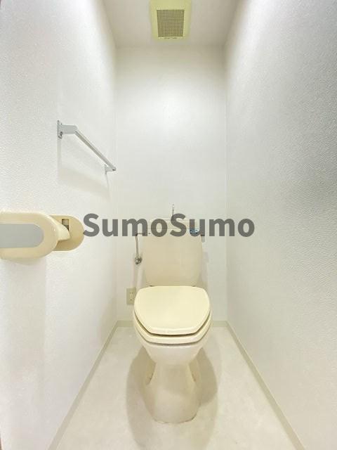 トイレ　清潔感のあるトイレです