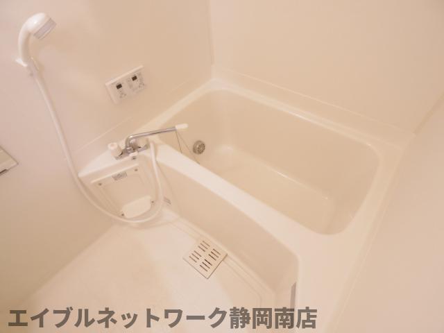 バス・シャワールーム　日々の疲れを癒すお風呂付です