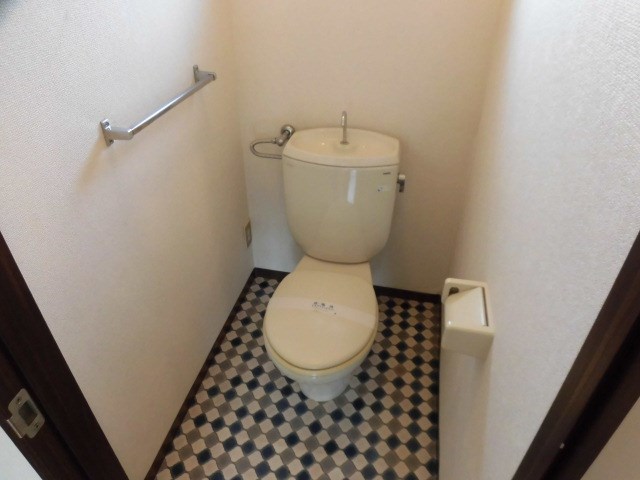 トイレ　同型タイプ