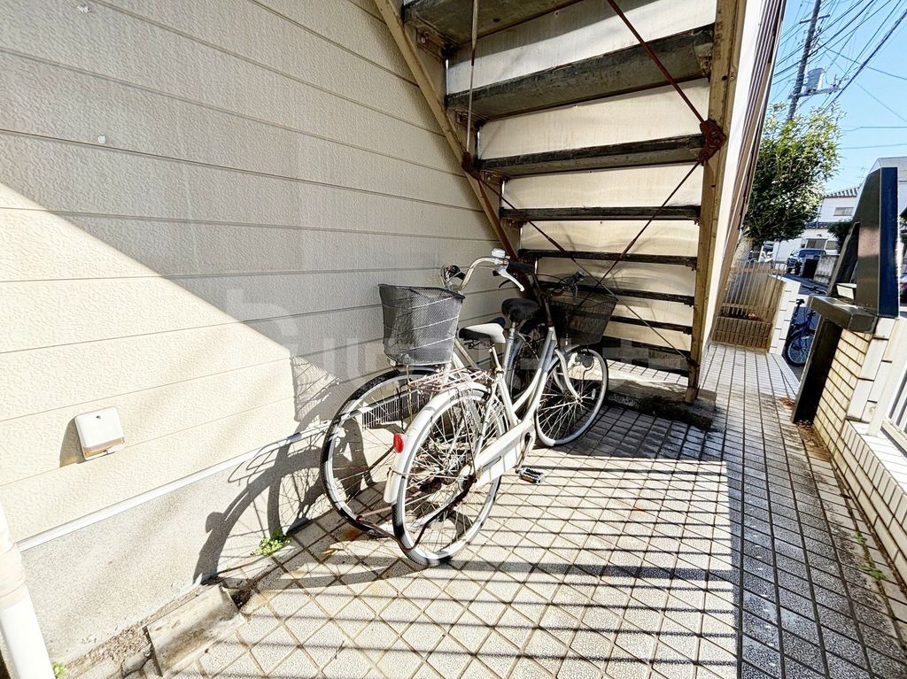 【サンパレス南柏2番館の駐車場】