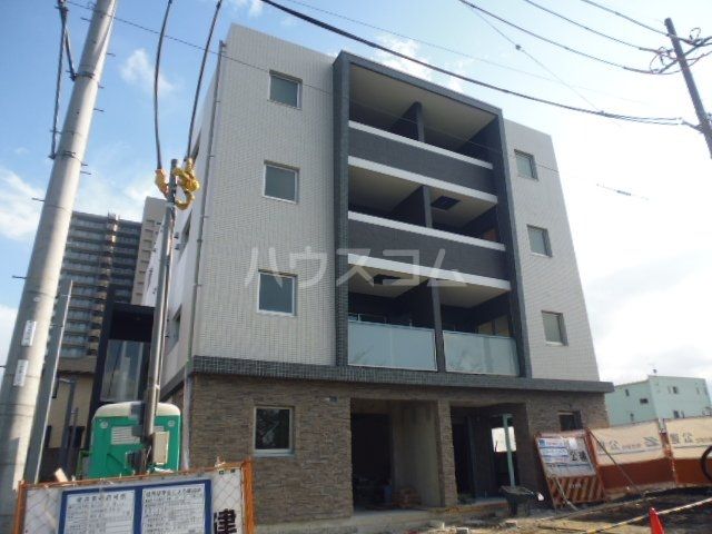 ＷＥＳＴ　ＶＡＬＬＥＹ　ＫＹＯＴＯ馬堀の建物外観