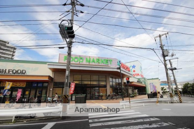 スーパー　（株）フレスタ／吉島店（スーパー）まで526m