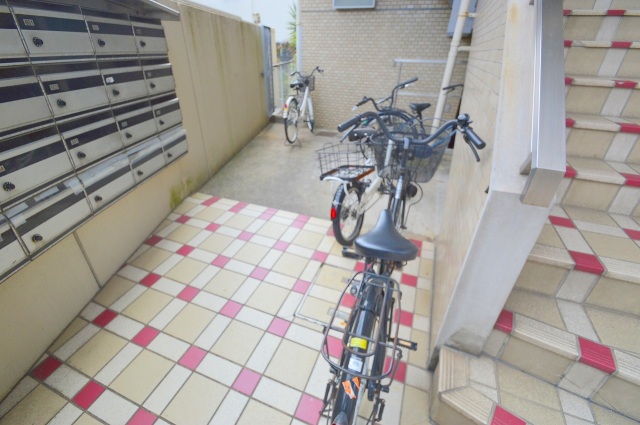 コンビニ　ローソン海田市駅前店（コンビニ）まで369m