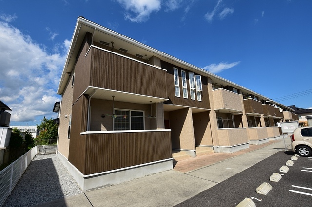 サンシャイン　II番館の建物外観