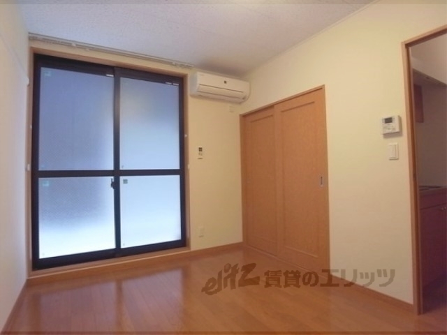 居室・リビング　洋室