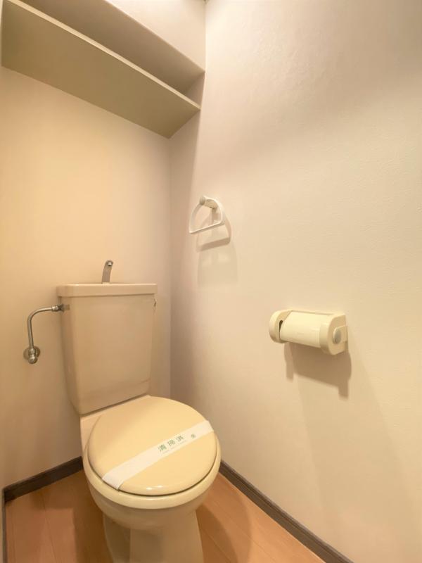 トイレ　同タイプ・参考写真