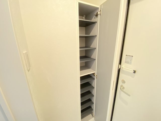 その他設備　シューズボックス