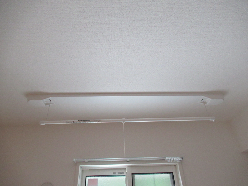 その他設備　室内物干し