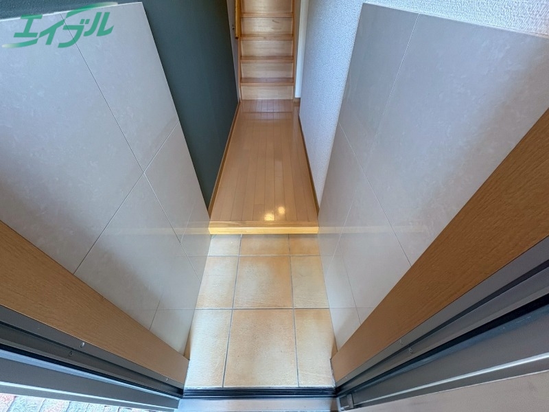 玄関　同型参考写真