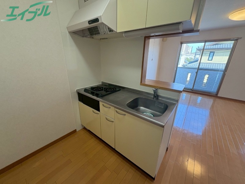 キッチン　同型参考写真