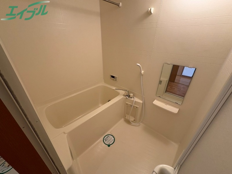 バス・シャワールーム　同型参考写真