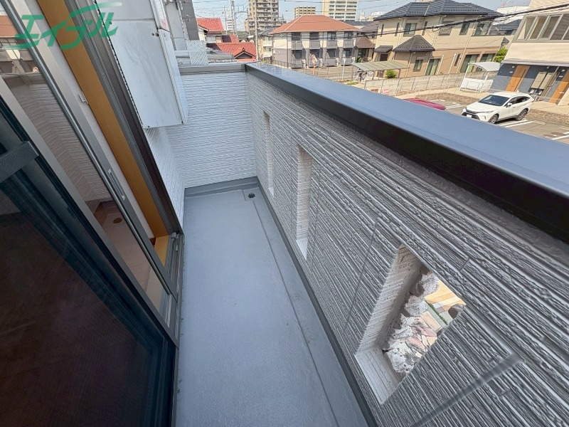 バルコニー　同型参考写真